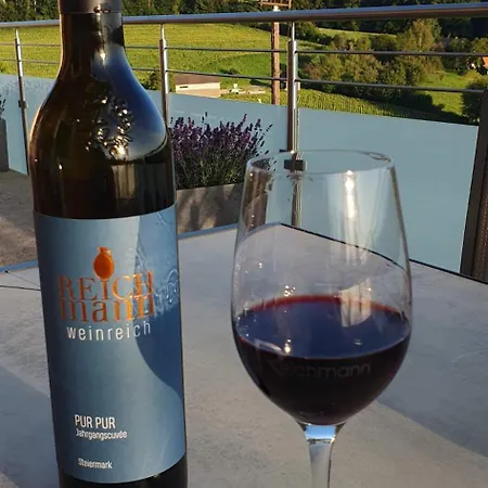 Weinhof Reichmann Frühstückspension *