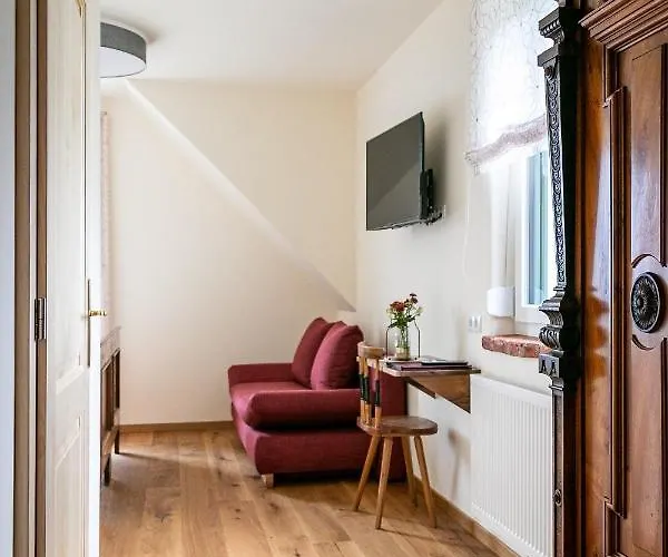 Weinhof Reichmann 住宿加早餐酒店 3*